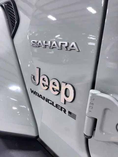 Used 2024 Gray Jeep Sahara image 34