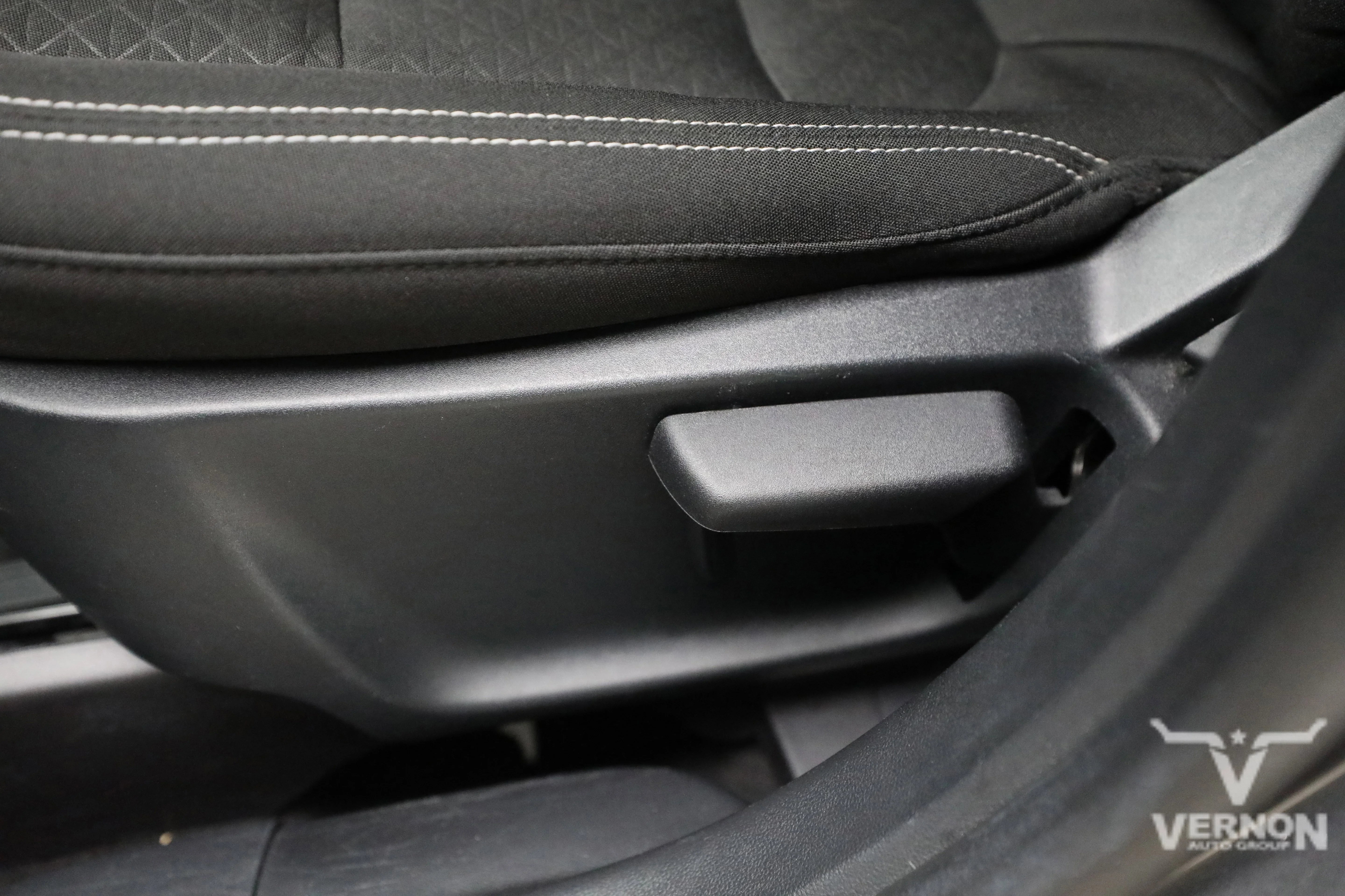 Pre-Owned 2025 Ford Escape Active FWD