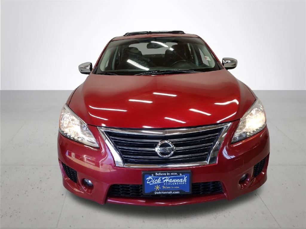 Used 2014 Red Nissan SR image 3