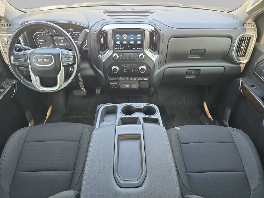 Used 2023 SUMMIT WHITE GMC SLE image 11