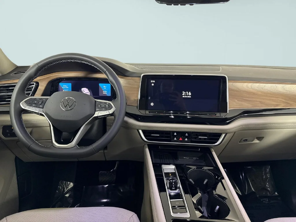 New 2026 Black Volkswagen SE w/Technology image 7