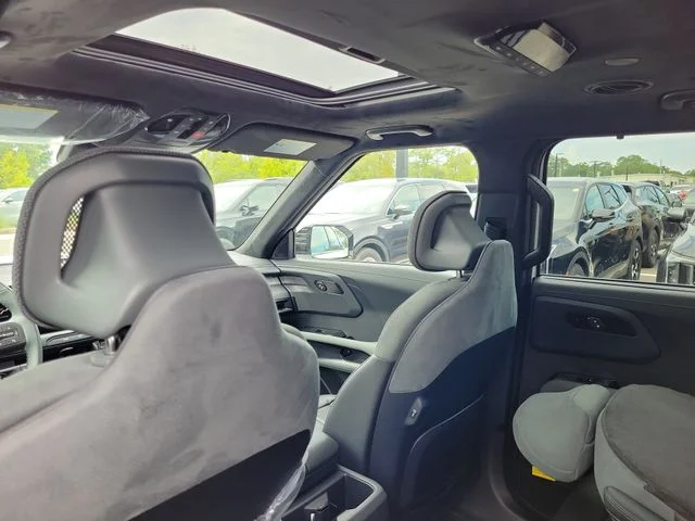 New 2027 Glacial White Pearl Kia X-LINE SX PRESTIGE image 13