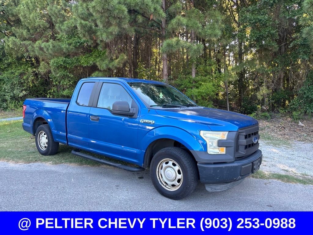 Used 2015  Ford XL image 1