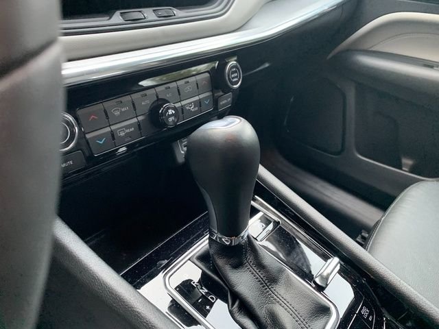 Used 2023 White Jeep Limited image 9