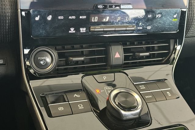 Certified Used 2023  Toyota XLE image 25