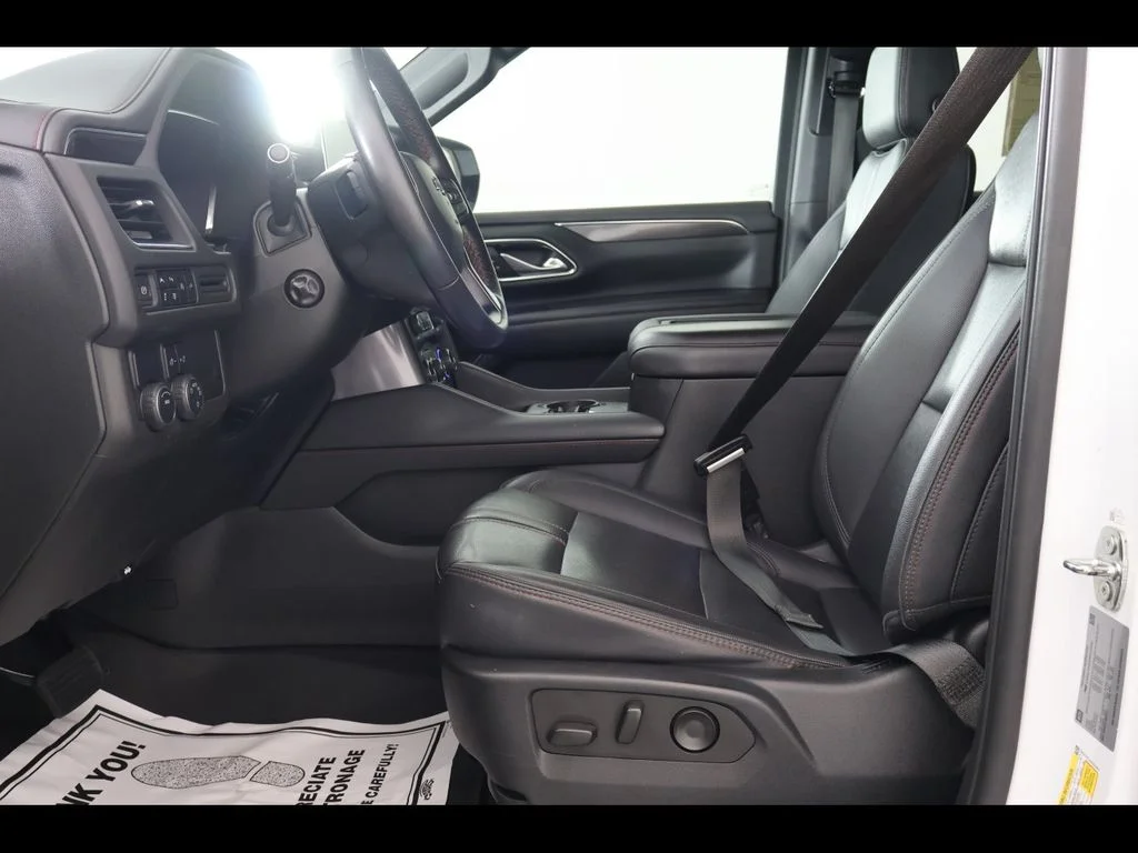 Used 2022 White Chevrolet RST image 13