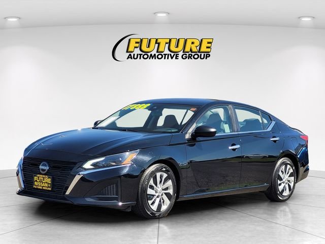 Used 2024 Black Nissan 2.5 S image 5