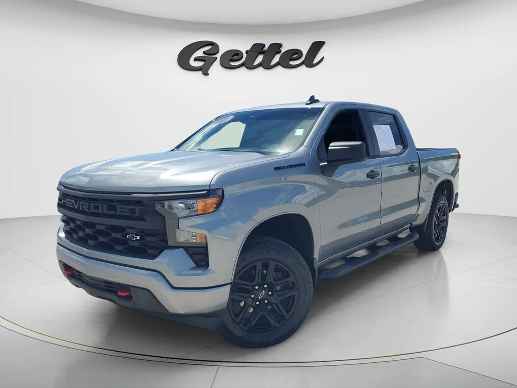 Used 2023 STERLING GRAY METALLIC Chevrolet Custom image 1