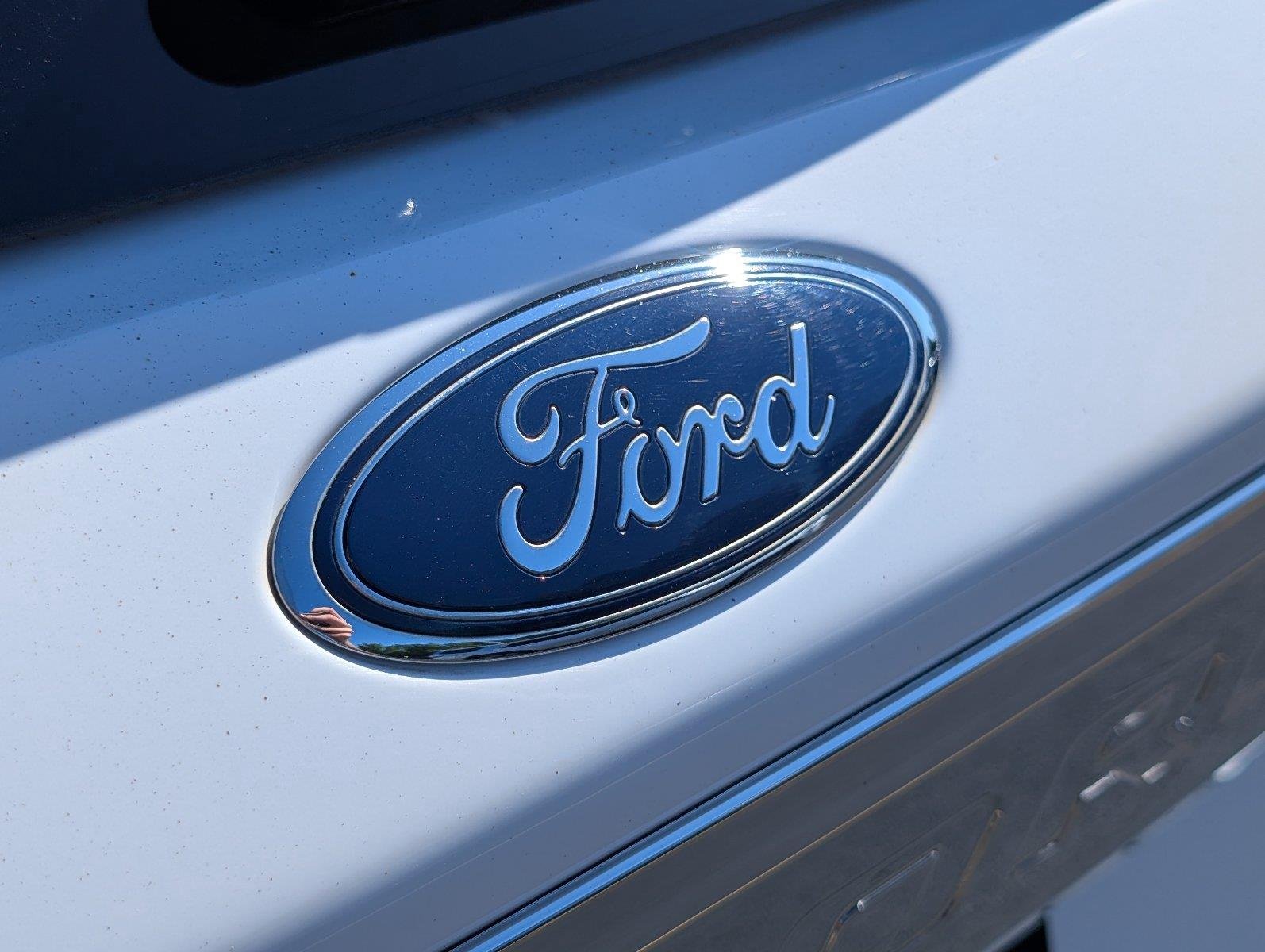 Used 2021 Oxford White Ford XLT image 6