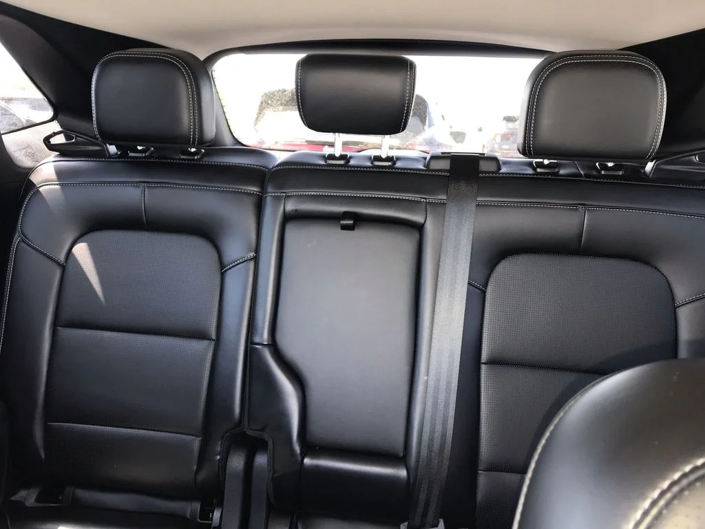 Used 2025  Ford Platinum image 21