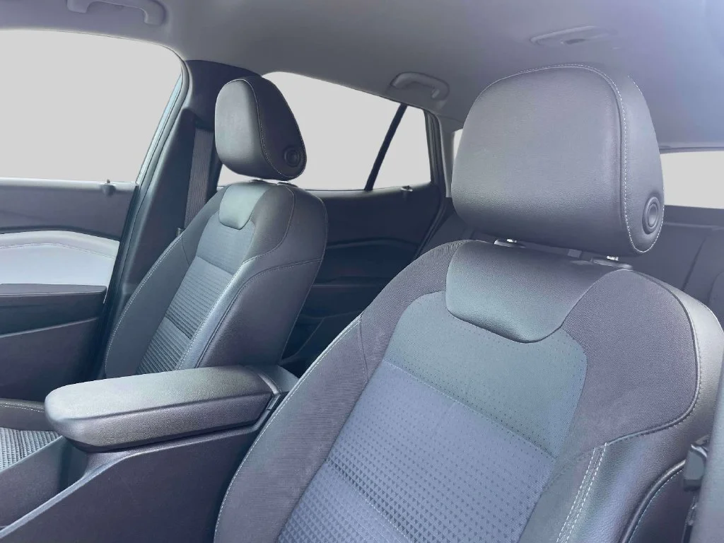 Used 2024 Gray Chevrolet LT image 18