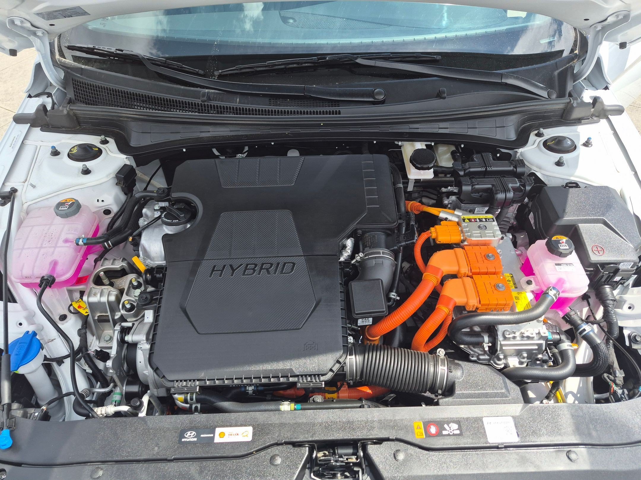 2026 Hyundai Elantra Limited - Photo 32
