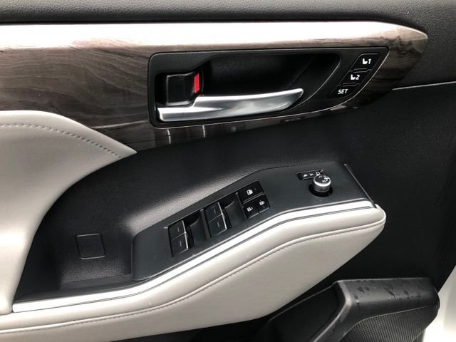 Used 2023 Silver Toyota Limited image 22