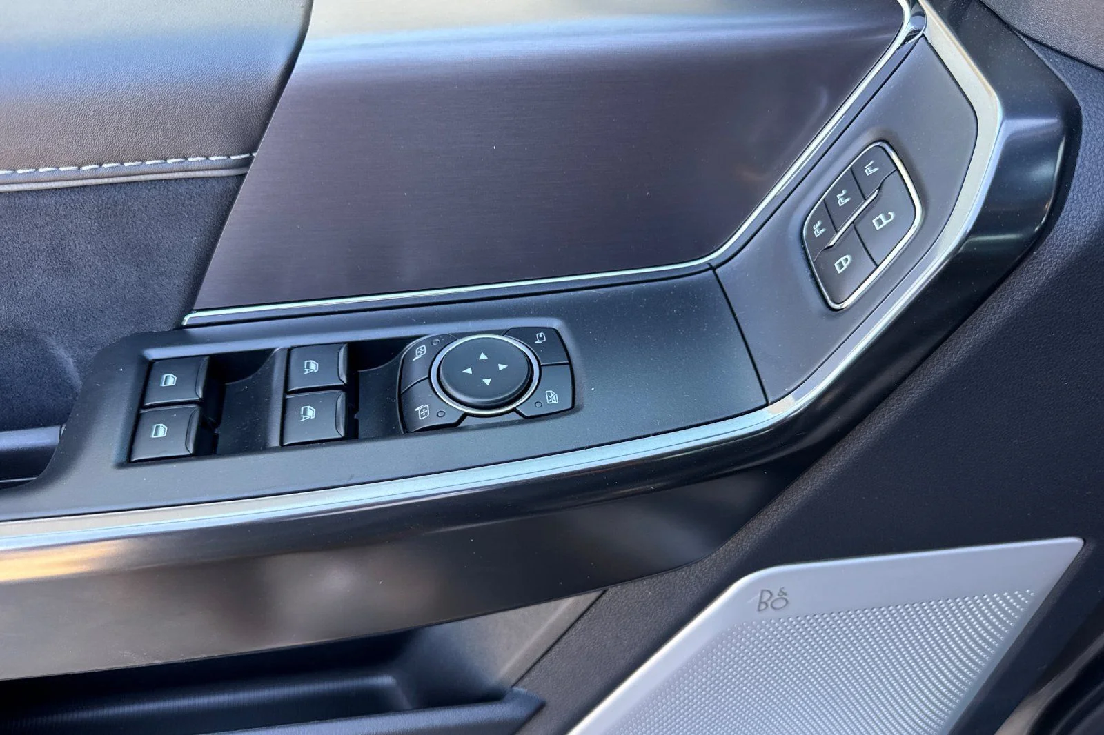 New 2026 Carbonized Gray Metallic Ford Platinum® image 14