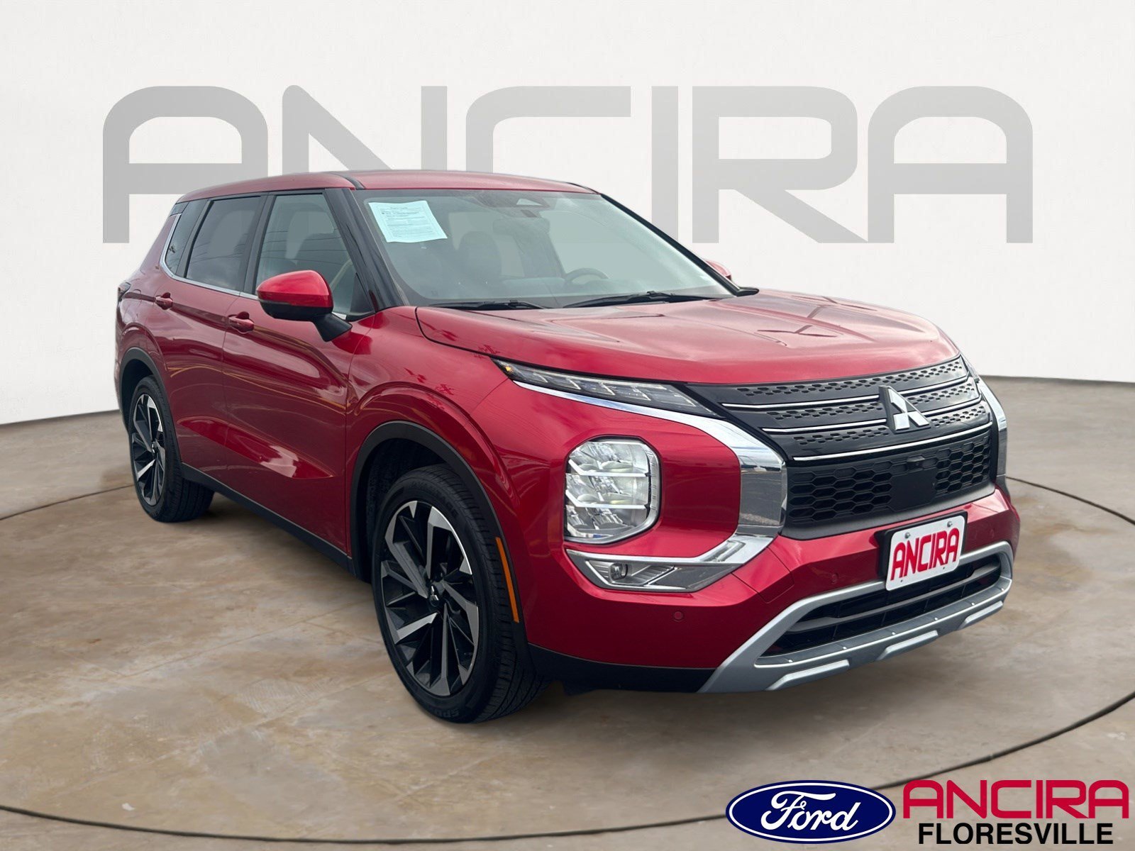 2024 Mitsubishi Outlander SE 2WD's photo