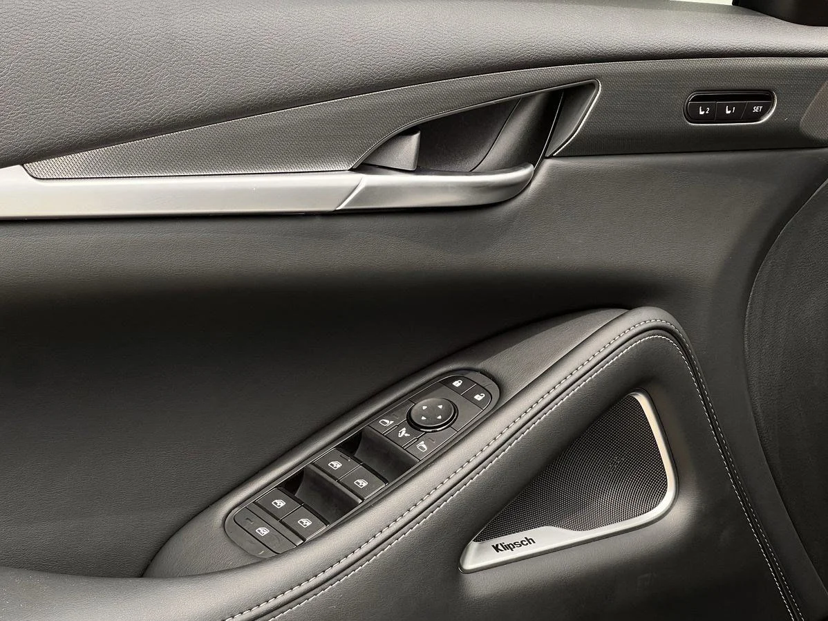 New 2027 RADIANT WHITE INFINITI Sport AWD image 19