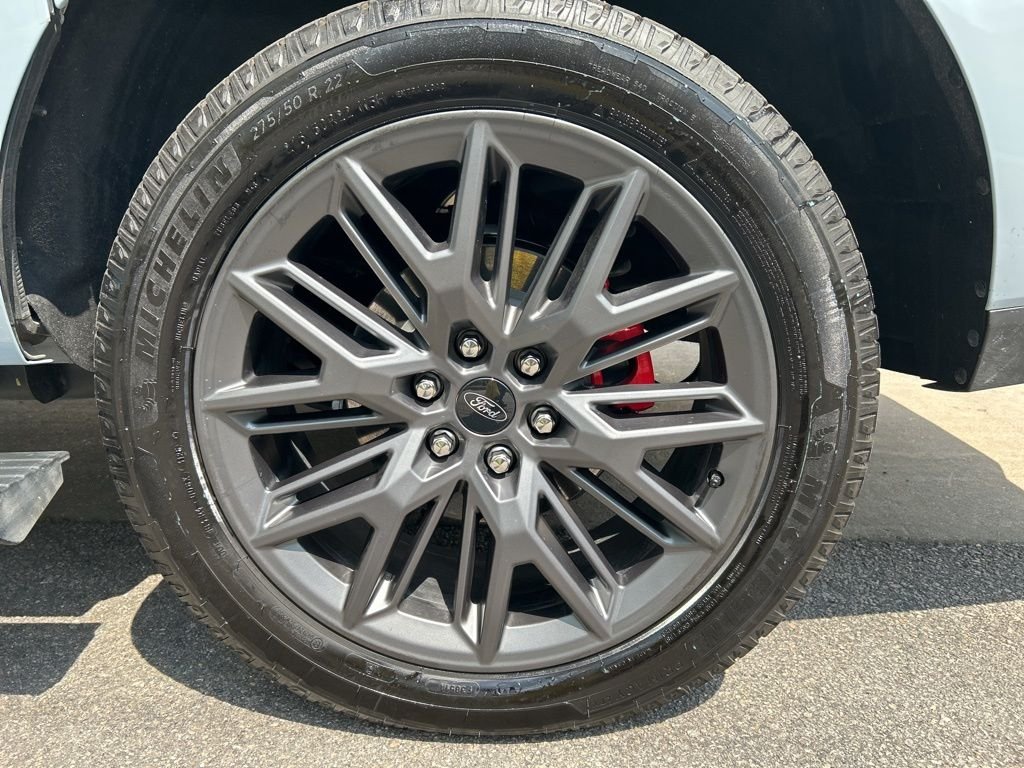 Used 2025 Gray Ford Platinum image 20