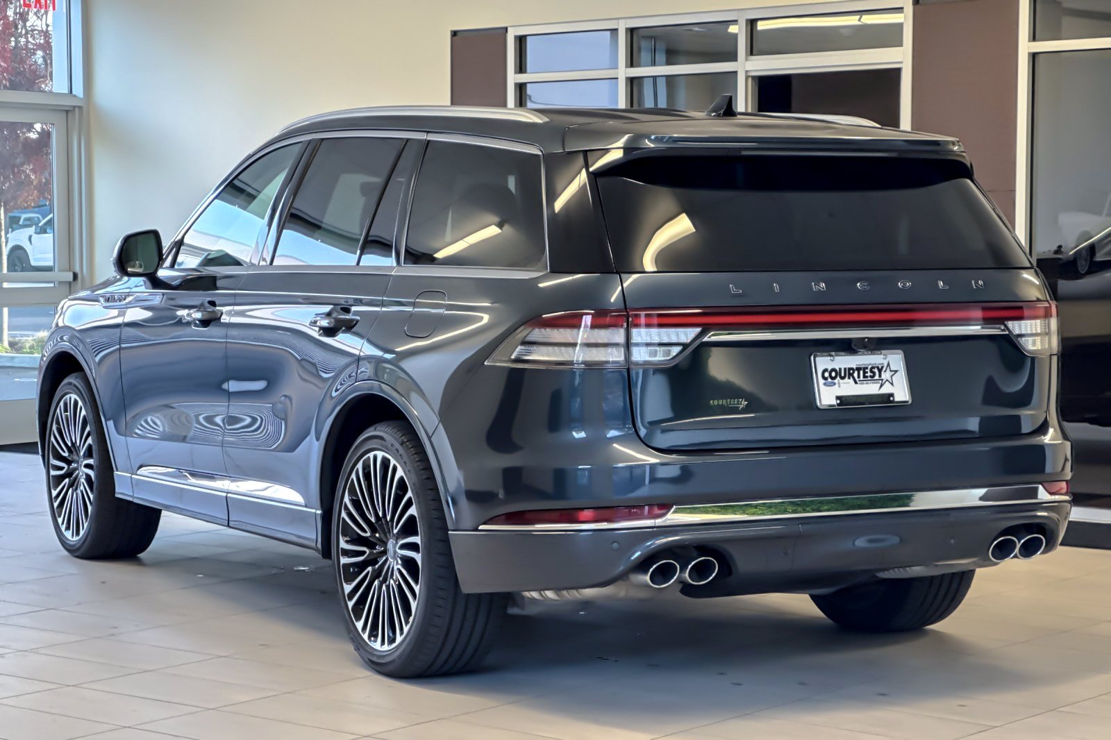 Certified Used 2023 Flight Blue Lincoln Black Label image 6