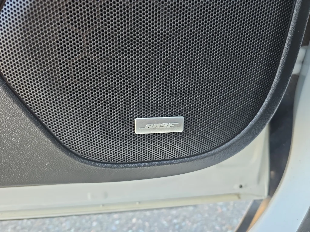 Used 2020 Summit White GMC AT4 image 18