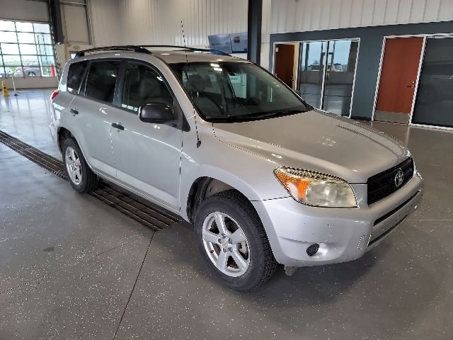 Used 2008  Toyota Limited image 1