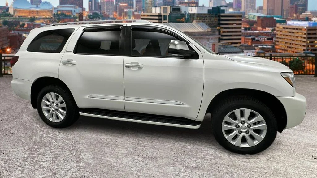 Used 2020 White Toyota Platinum image 4