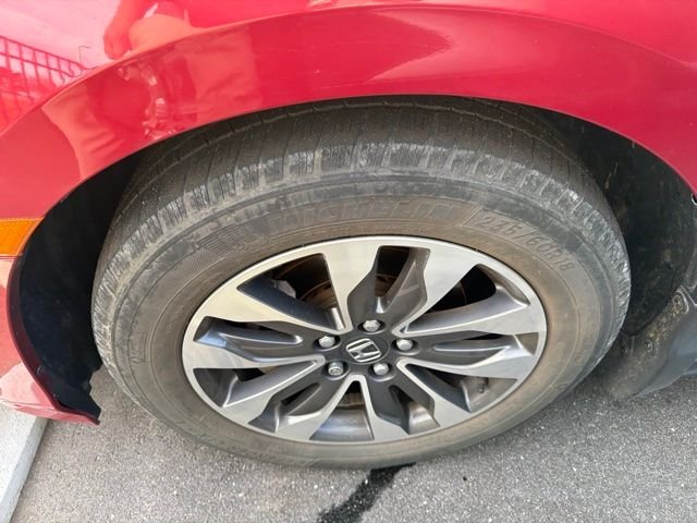 Used 2021 Red Honda EX-L image 24