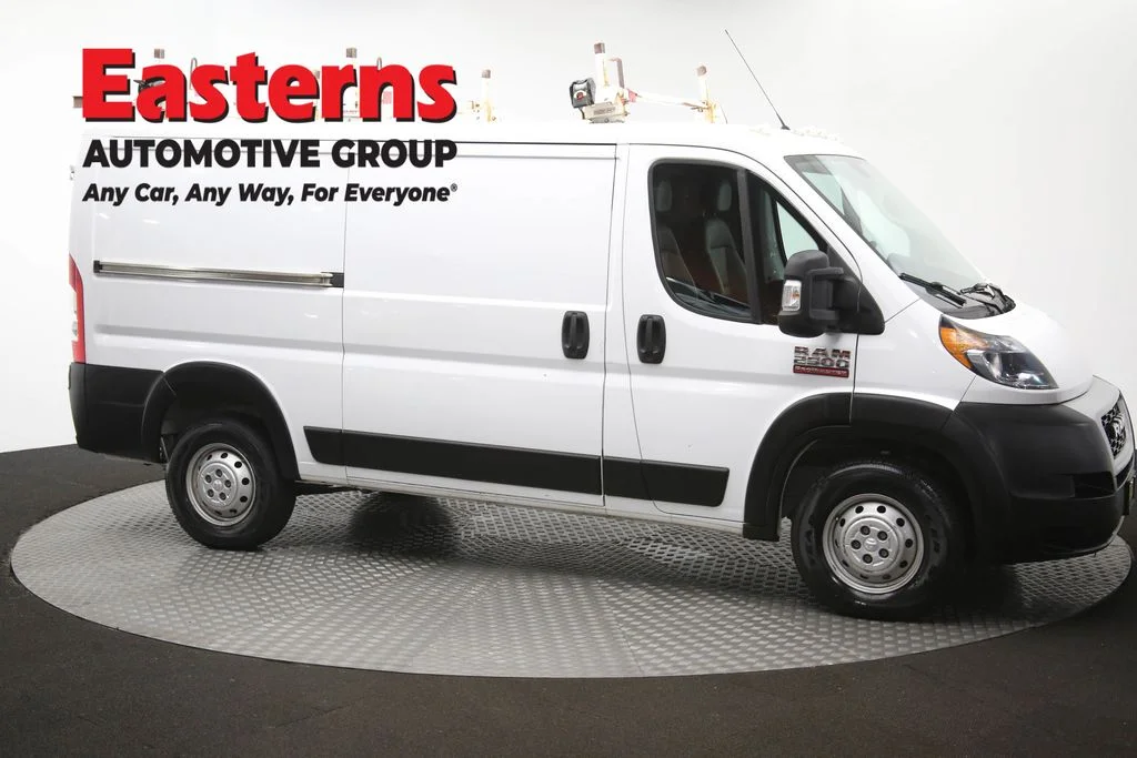 Used 2021 White Ram Base image 45