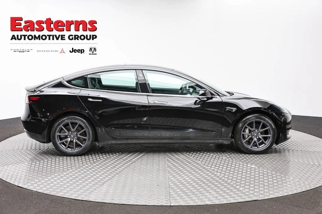 Used 2019 Black Tesla Long Range image 4