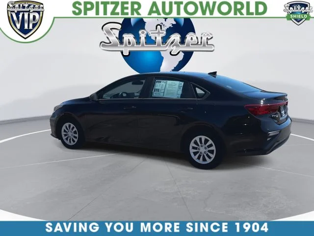 Used 2020 Black Kia FE image 7