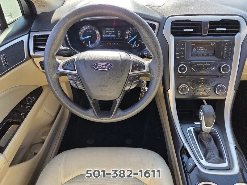 Used 2016 Oxford White FORD 4DR SDN SE FWD image 13