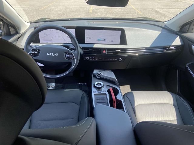 2024 Kia EV6 Wind - Photo 10