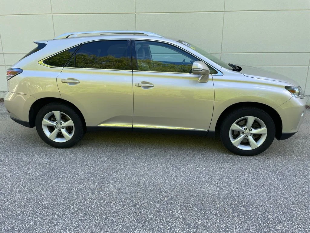 Used 2015 Cashmere Metallic Lexus 350 image 4