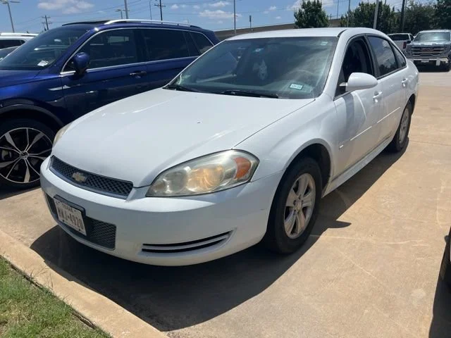 Used 2014 SUMMIT WHITE Chevrolet LS image 2