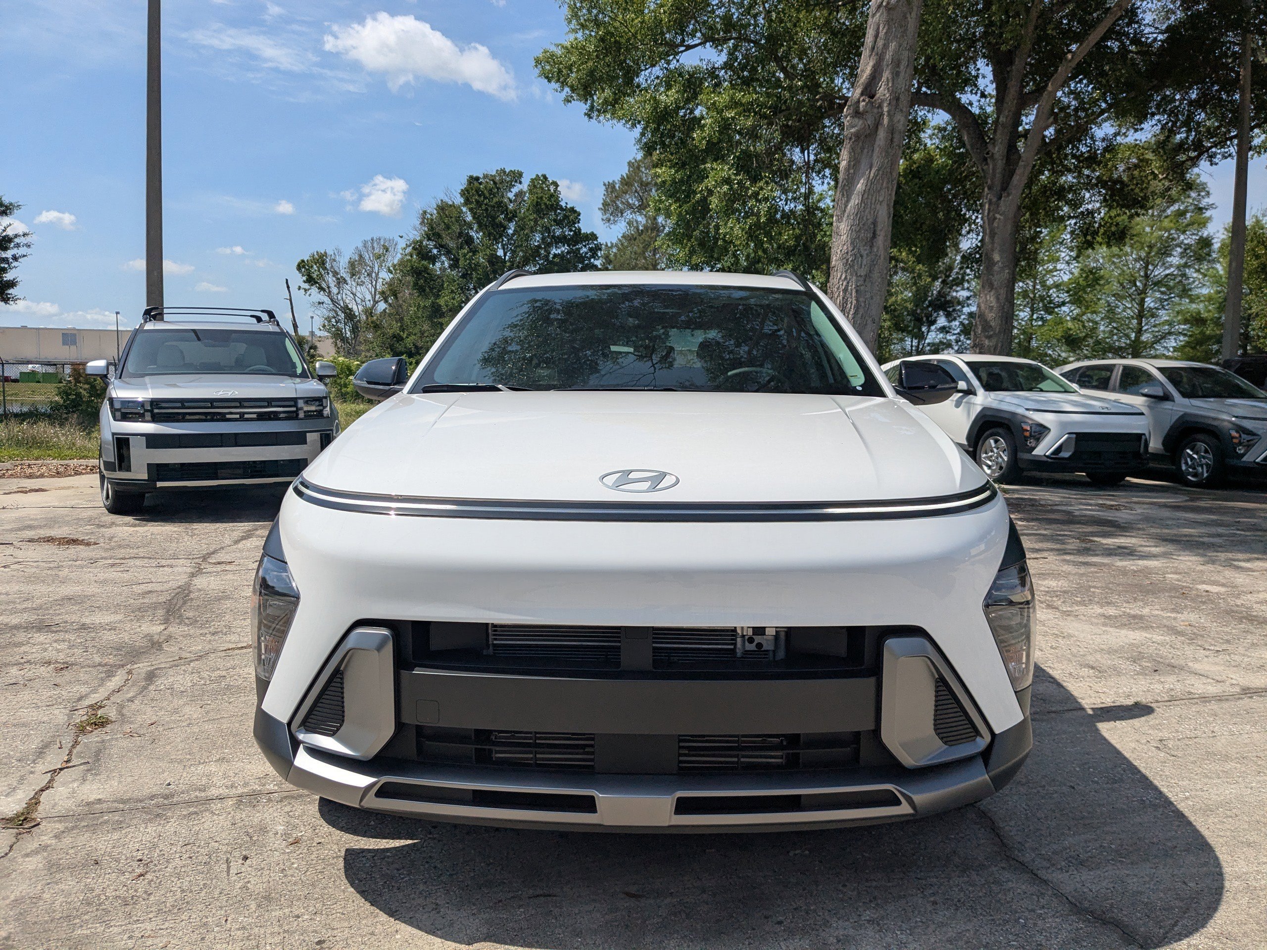 New 2026 Atlas White Hyundai SEL Premium FWD image 38