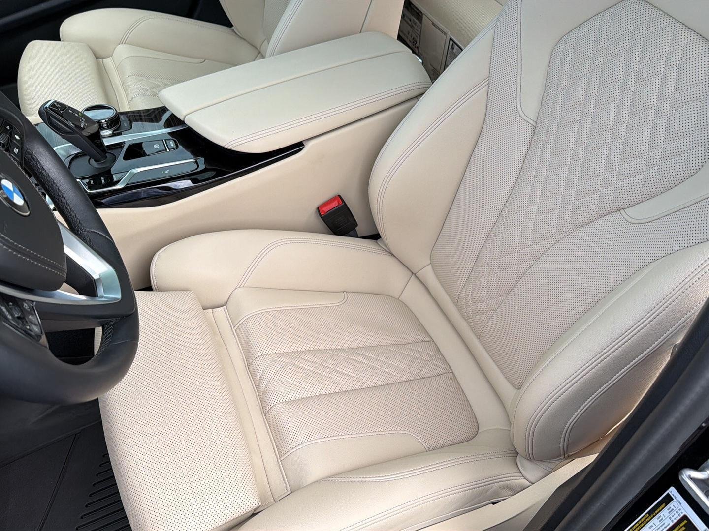 Used 2023 Black Sapphire Metallic BMW 530i image 30