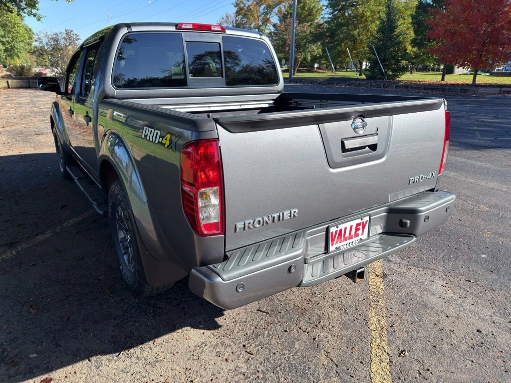 Used 2018 Gray Nissan PRO-4X image 14