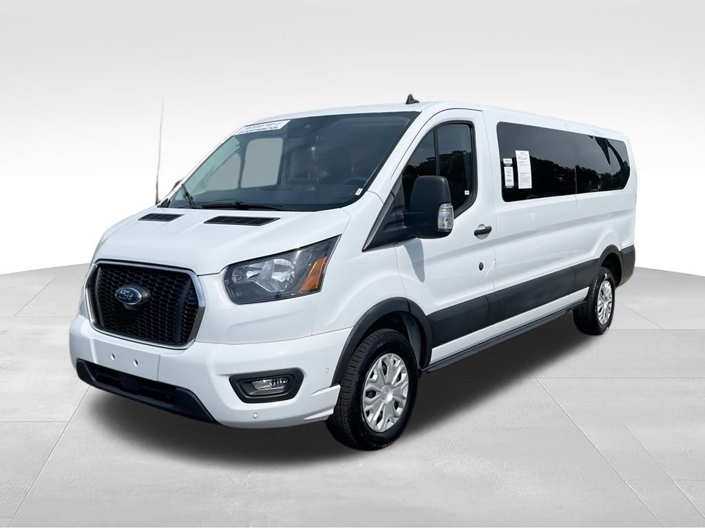 Used 2023 White Ford XLT image 4