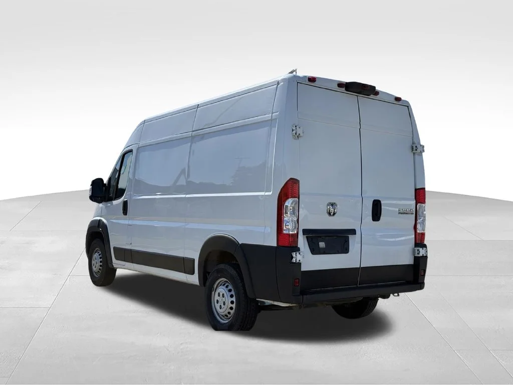 Used 2025 White Ram High Roof image 3