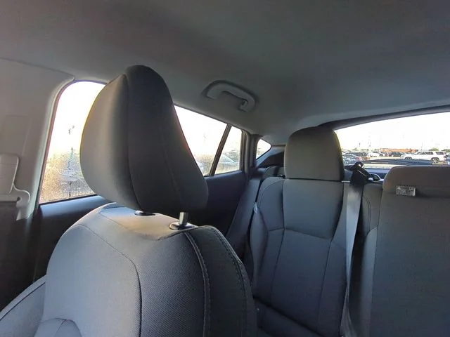 Used 2025 Black Subaru Base image 13