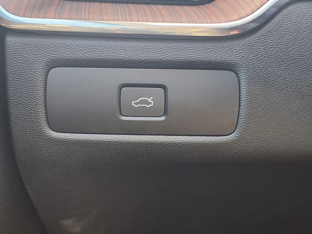 Certified Used 2024 Black Volvo B5 Plus Dark Theme image 36
