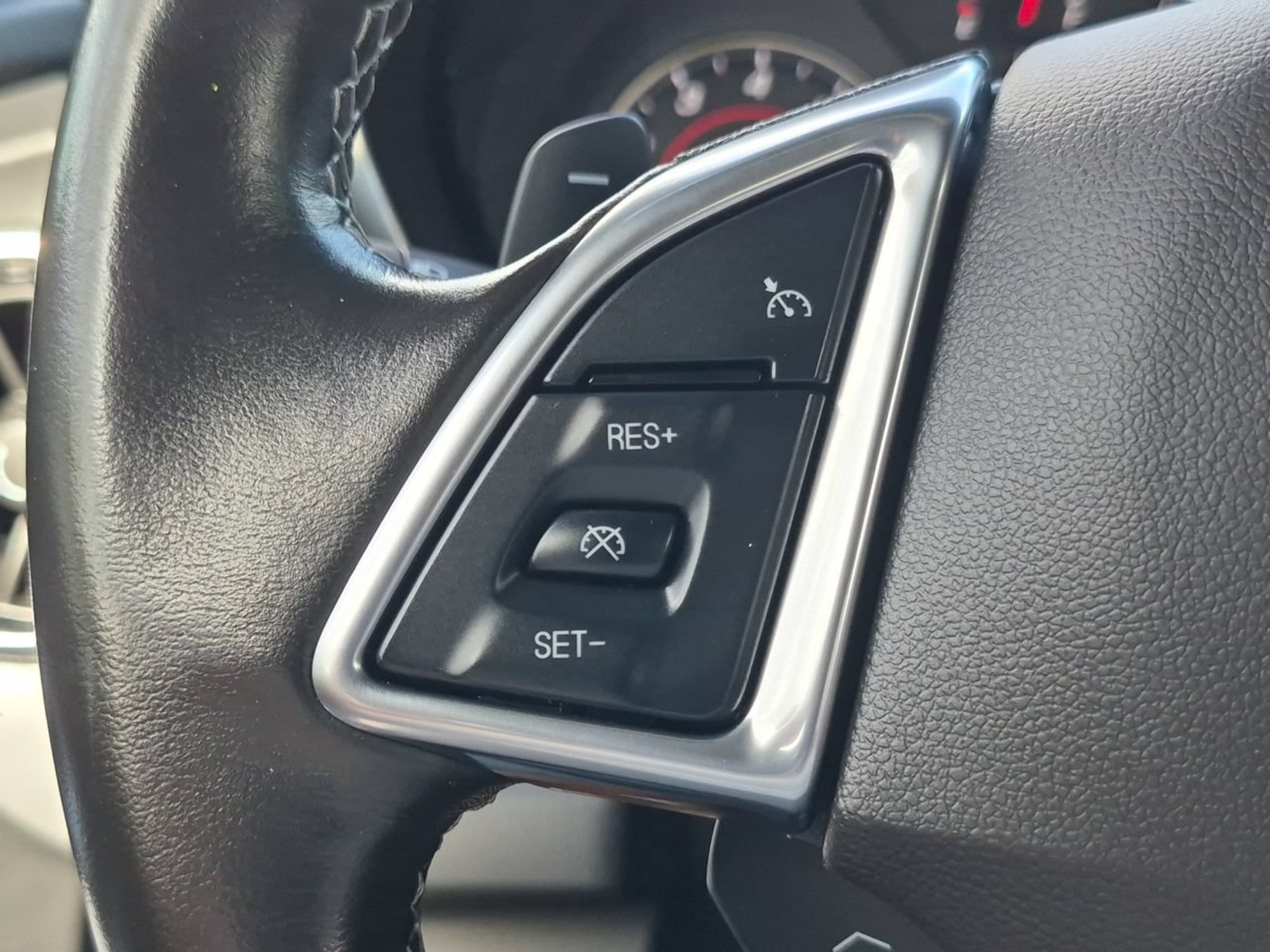 Used 2023 Shadow Gray Metallic Chevrolet LT1 image 20