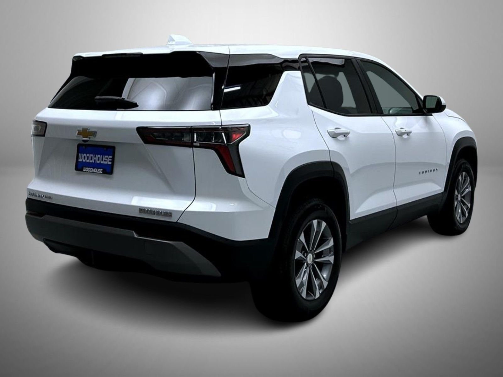 Used 2025 White Chevrolet LT image 5