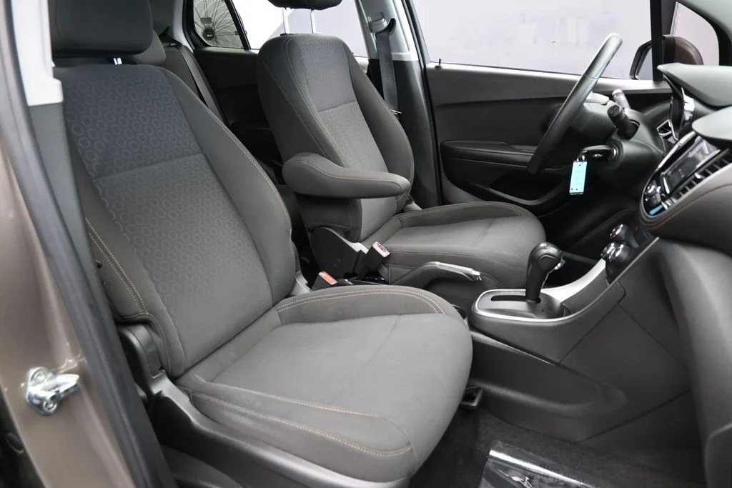 Used 2021 Stone Gray Metallic Chevrolet LS image 43