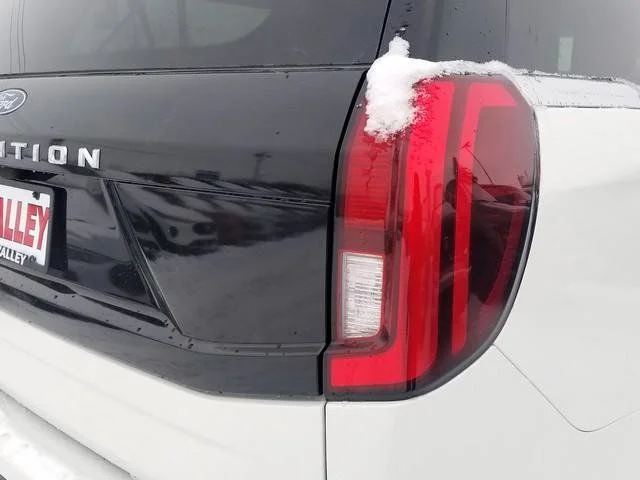 New 2026 Star White Metallic Tri-Coat Ford MAX Active image 6