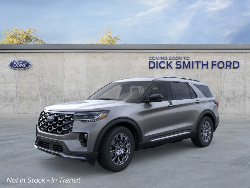 2026 Ford Explorer Platinum's photo