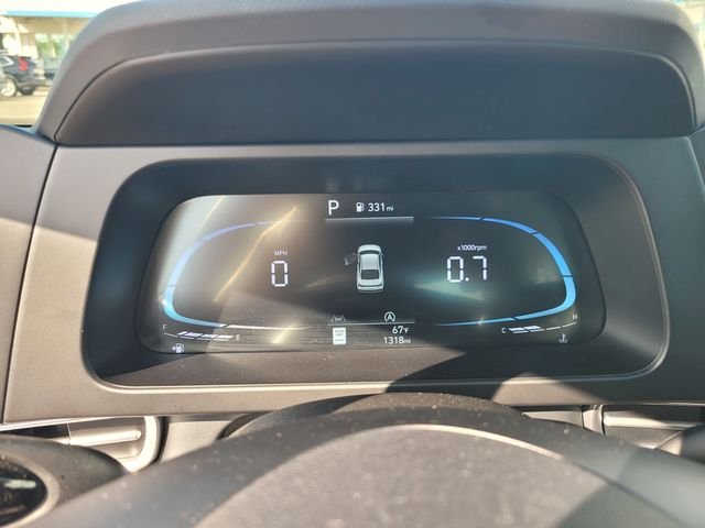 Used 2025 Gray Hyundai SE image 29