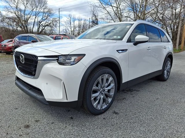 New 2026 White Mazda 3.3 Turbo Preferred image 2