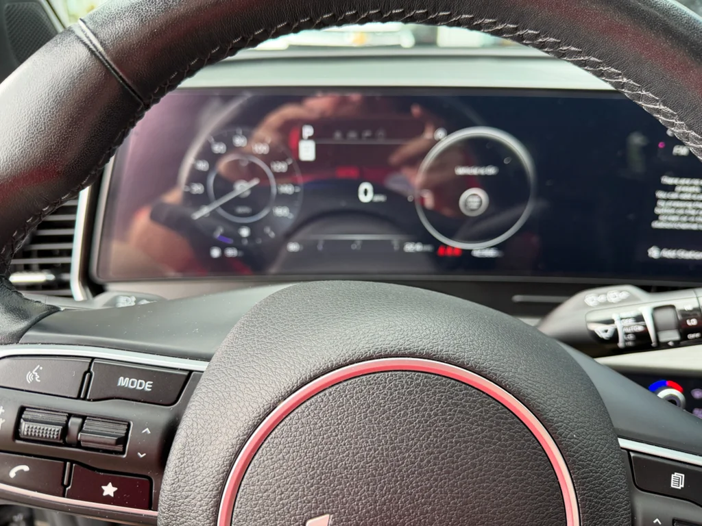 Used 2023 Black Kia X-Pro Prestige image 9