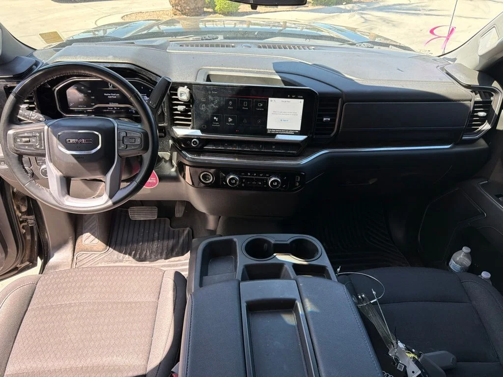Used 2023 Black GMC SLE image 9