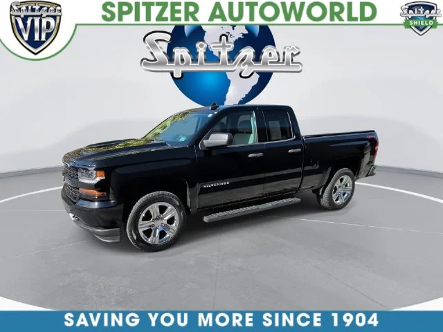 Used 2018 Black Chevrolet Custom image 8